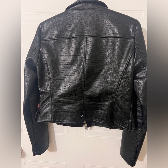 Brand new Levi’s leather jacket - Picture 8 of 14